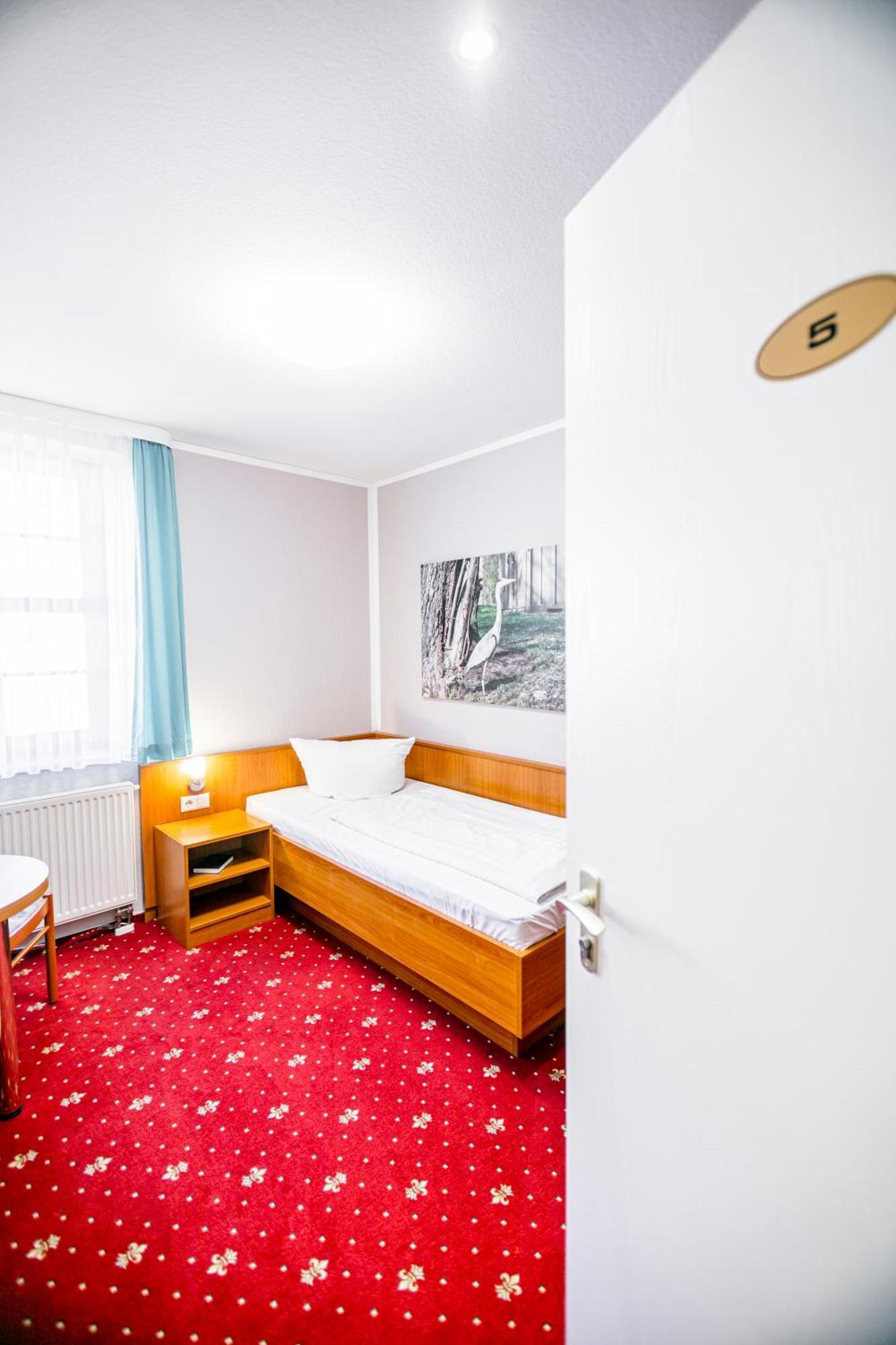 Hotel Zum Goldenen Loewen Peitz Extérieur photo