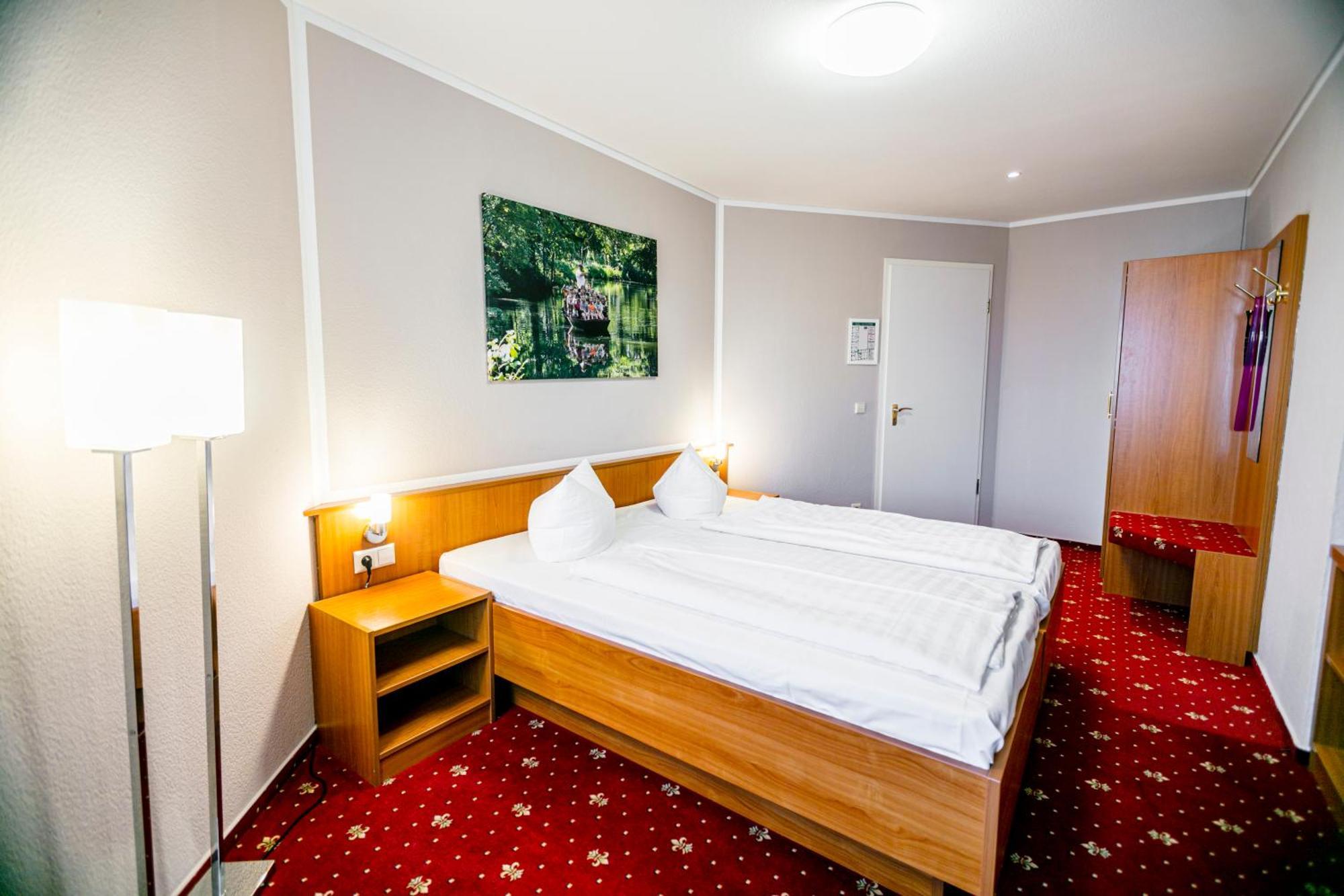 Hotel Zum Goldenen Loewen Peitz Extérieur photo