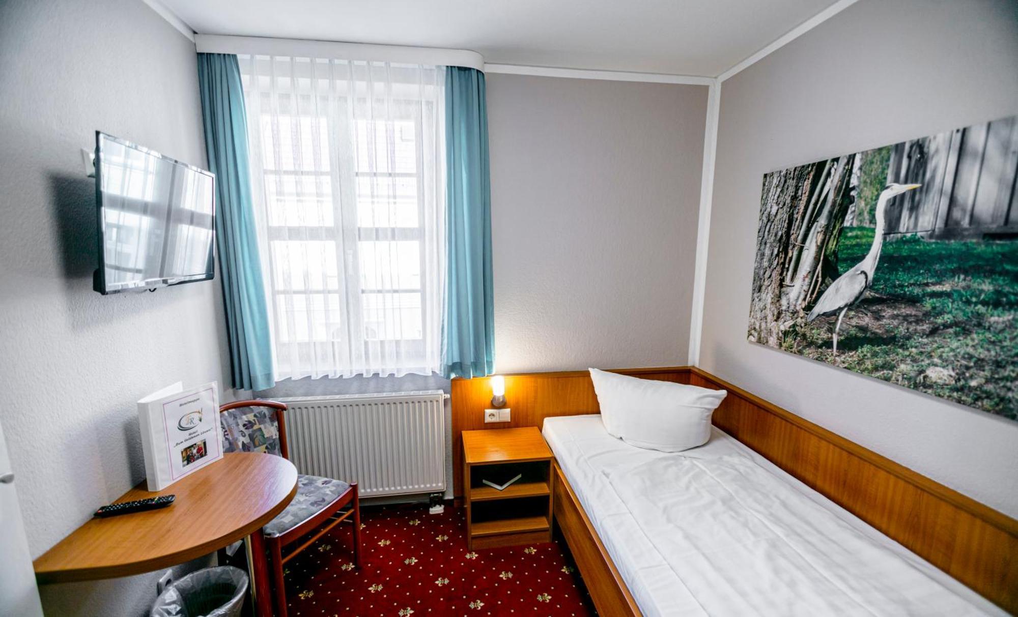 Hotel Zum Goldenen Loewen Peitz Extérieur photo
