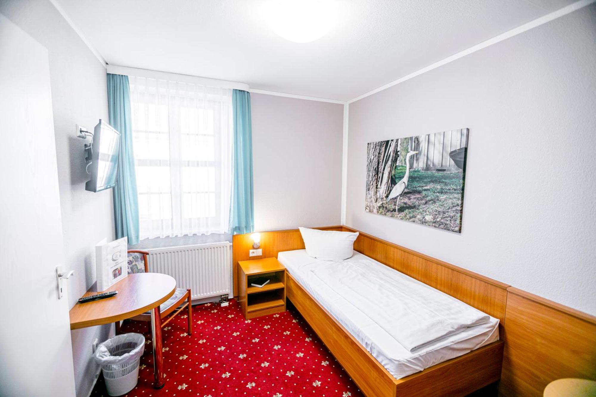 Hotel Zum Goldenen Loewen Peitz Extérieur photo