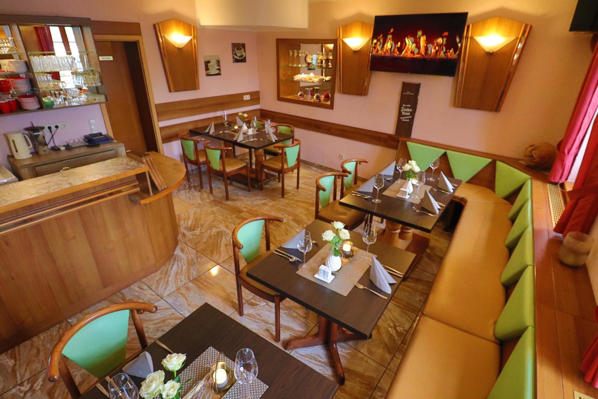 Hotel Zum Goldenen Loewen Peitz Extérieur photo