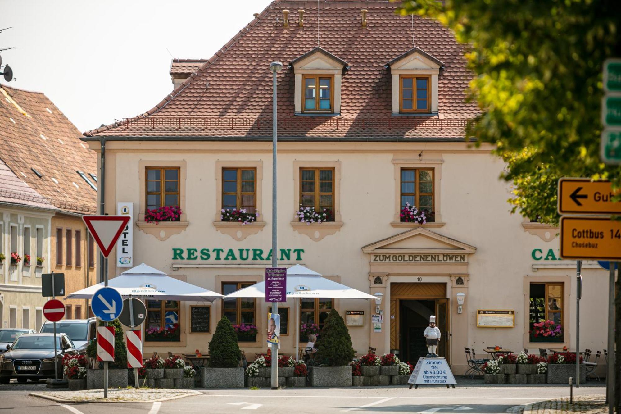Hotel Zum Goldenen Loewen Peitz Extérieur photo